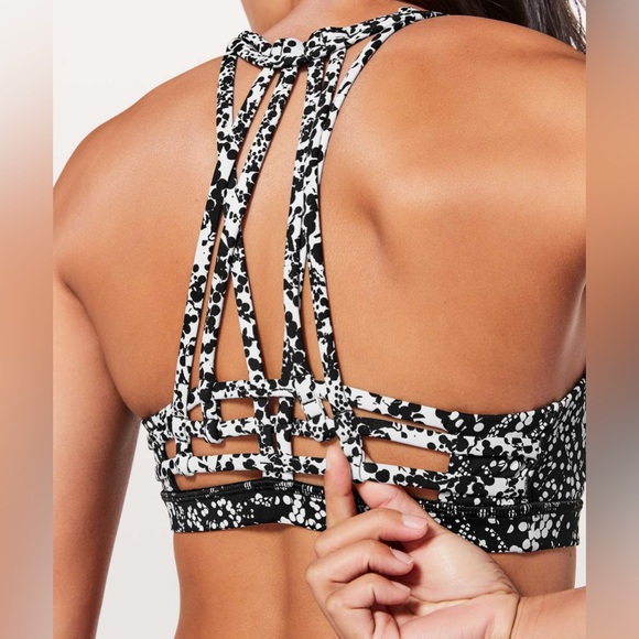 lululemon athletica Other - Lululemon Slide With Me Bra in Chirasu Black / Chirakasu Alpine White ~ 6